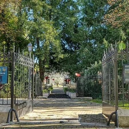Apartman La Nuit Au Quai De Luxe Arbane *