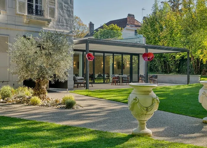 La Nuit Au Quai De Luxe Arbane Apartment Troyes